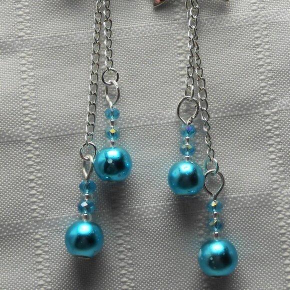 No1 Handmade earrings with Tibetan silver hooks and 8mm frosted pearls - Picture 2 of 2